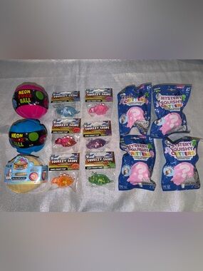 Squishy Dumpling, Squeezy-Saurs Set,Squishy Critters Blind Bag & Neon Fuzz Balls